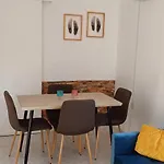 Magic Maisonette 250m From The 公寓 拉纳卡