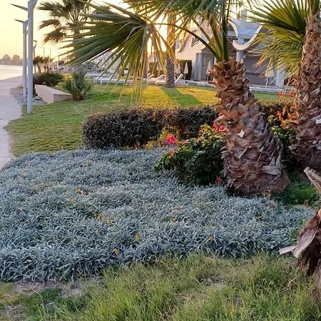 Magic Maisonette 250m From The Appartamento *