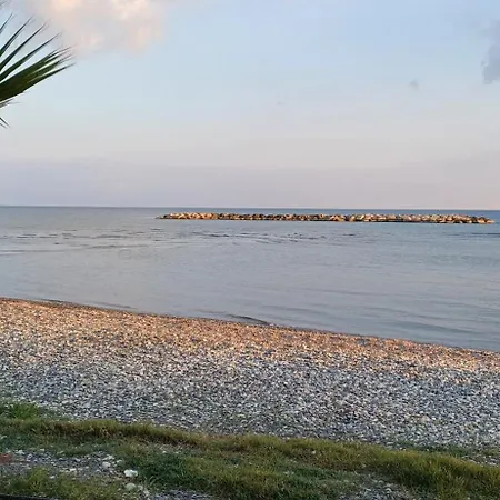 Magic Maisonette 250m From The Appartamento *