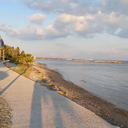 Magic Maisonette 250m From The לרנקה