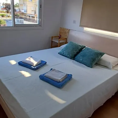 Magic Maisonette 250m From The * 라르나카