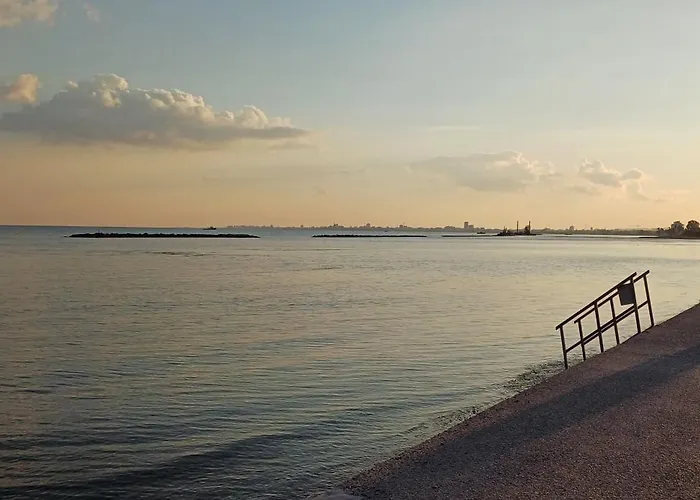 Apartamento Magic Maisonette 250m From The Lárnaca