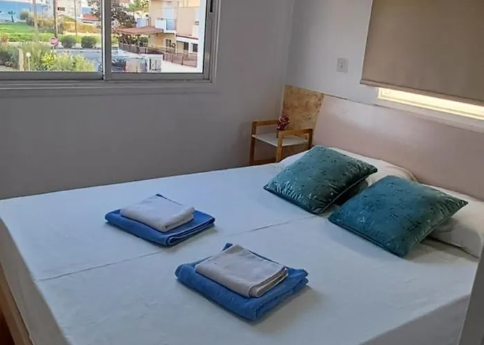 Magic Maisonette 250m From The Apartamento Lárnaca