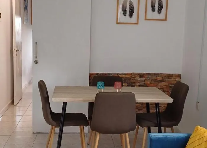 Magic Maisonette 250m From The Apartamento